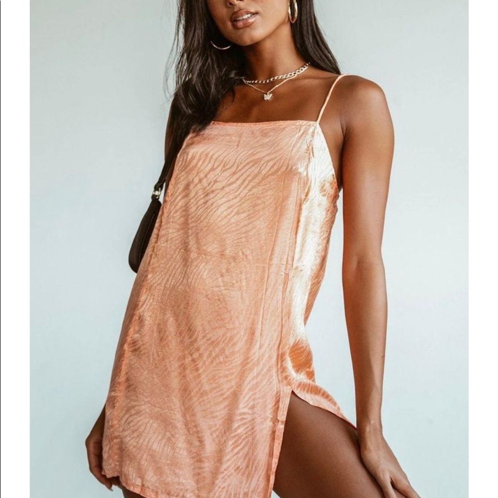 Princess Polly MOTEL DATISTA MINI DRESS SATIN ZEBRA CANTALOUPE